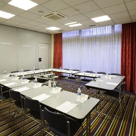 Отель Ibis Styles Centre Gare Beffroi 3*